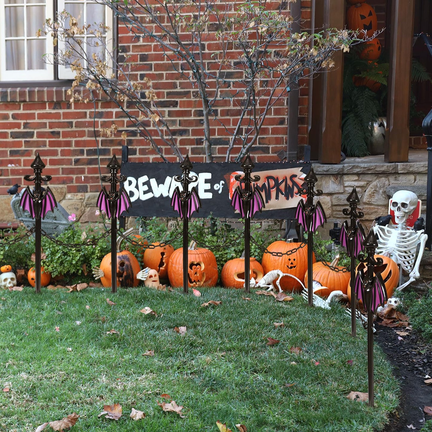 Vercraft 10 Pack Halloween Fence for Garden Outdoor Halloween Yard Decorations Lawn Stake with Connecting Chain Spooky Cemetery Decor for Outdoor Yard Graveyard Pathway Haunted House Party(Bat)