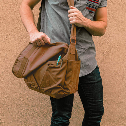 Sweetbriar Classic Vintage Messenger Bag, Washed Brown