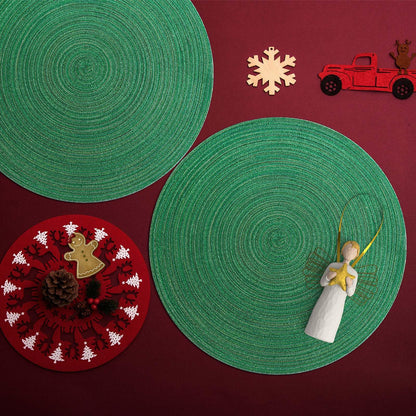AHHFSMEI Round Braided Placemats Set of 6 Woven Table Mats for Dining Table Heat Resistant Easy to Clean Perfect for Kitchen & Home Decor (Christmas Green)