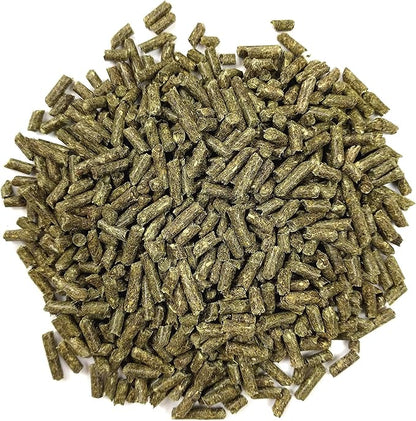 Oxbow Essentials Young Guinea Pig Food, Guinea Pig Pellets Made with Timothy Hay, Stabilized Vitamin C, Small Animal Pet Products, Small Animal Food Made in USA, High Fiber, 5 lb. Bag