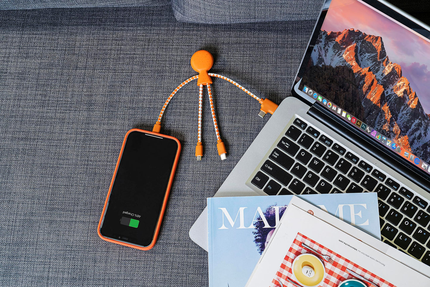Xoopar Multi USB Cable 4 in 1 - Universal Charger Made from Recycled Plastic - USB, USB-C, Lighting, Micro USB Ports - Compatible with All Smartphones Mr Bio White Octopus