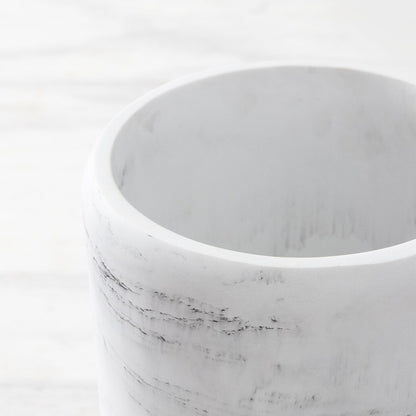 QL DESIGN Bathroom Trash Can - Decorative Wastebasket Finished in Resin, Beautiful Marble Look, Modern Round Waste Basket for Bathroom, Powder Room Or Living (Marble Style), white