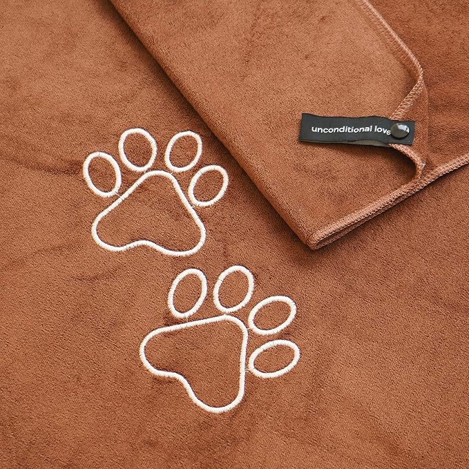 Luzia Unconditional Love | Premium Pet Drying Towel | Ultra Absorbent and Soft Microfiber Towel for Dogs and Cats (Brown) XL